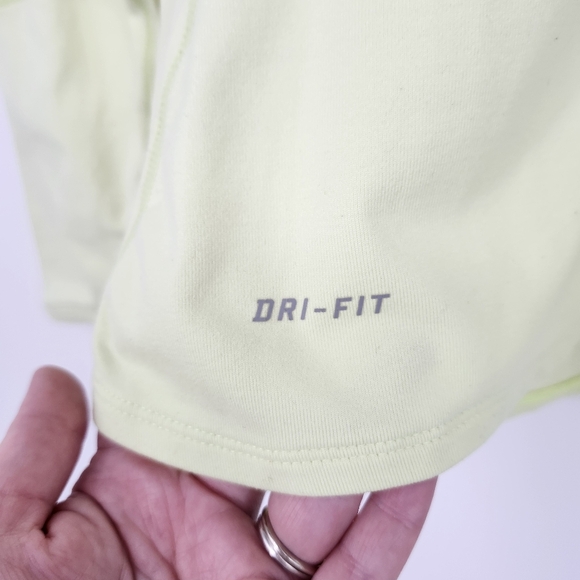 Nike Womens 1/4 Zip Pullover Size M Yellow Dri-Fit Activewear Running Workout - Picture 10 of 10